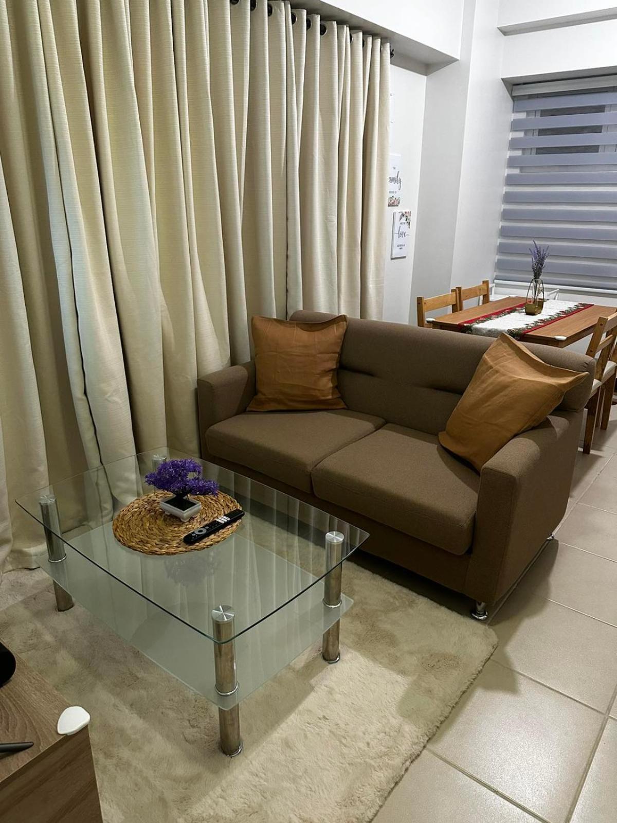 2 Bedroom Condo Unit Near Sm Bf & Naia At The Atherton By Dmci With 2 Balcony Paranaque City Экстерьер фото